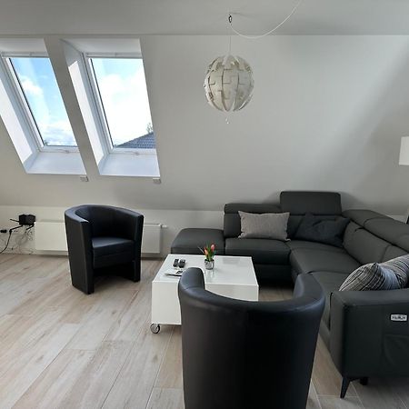 בוכהולץ אין דר נורדהייידה Helle, Grosszuegige Ferienwohnung Fuer 2 - 3 Personen Mit Parkplatz + E-Ladestation In Buchholz, Nordheide מראה חיצוני תמונה