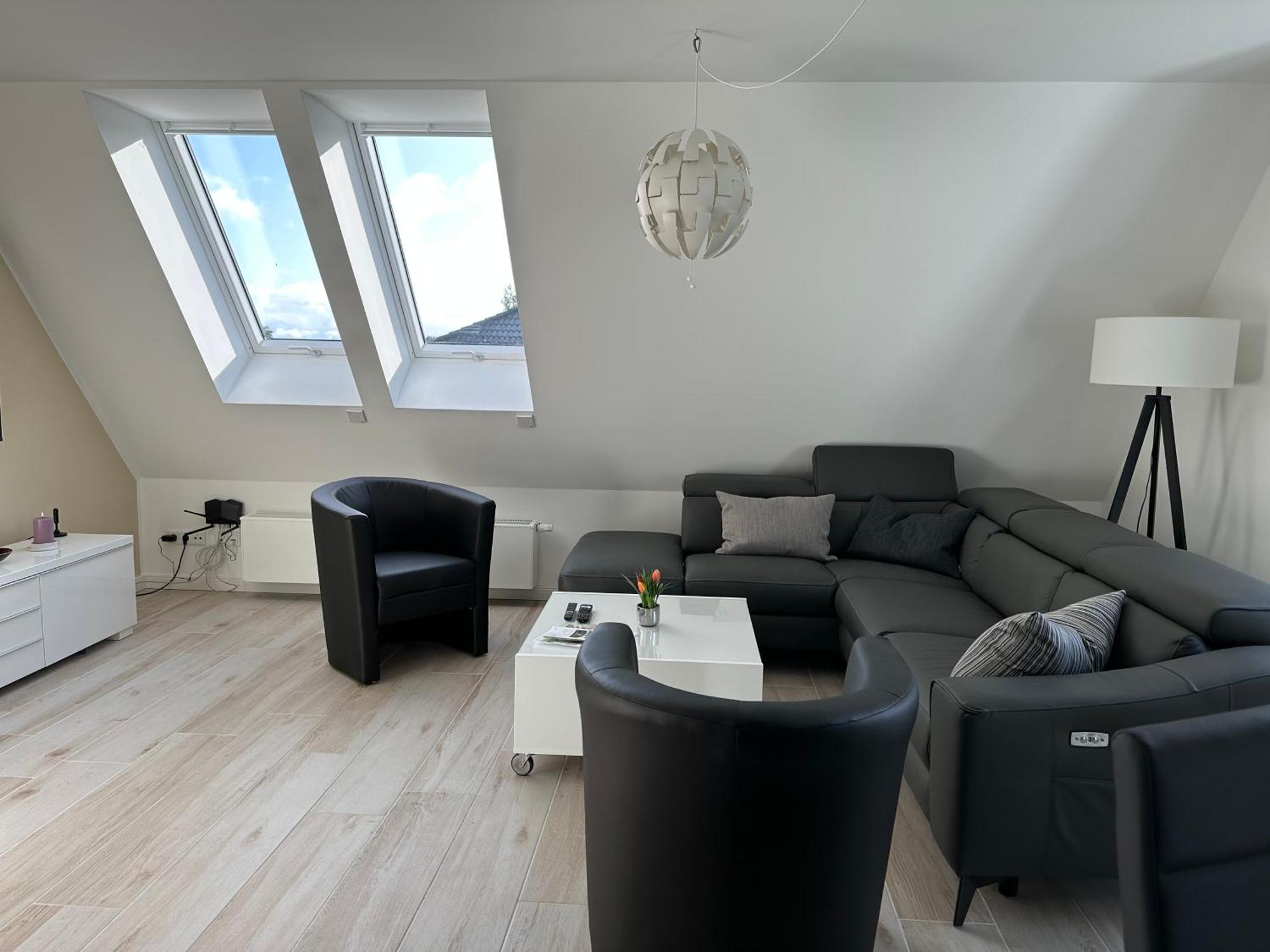 בוכהולץ אין דר נורדהייידה Helle, Grosszuegige Ferienwohnung Fuer 2 - 3 Personen Mit Parkplatz + E-Ladestation In Buchholz, Nordheide מראה חיצוני תמונה